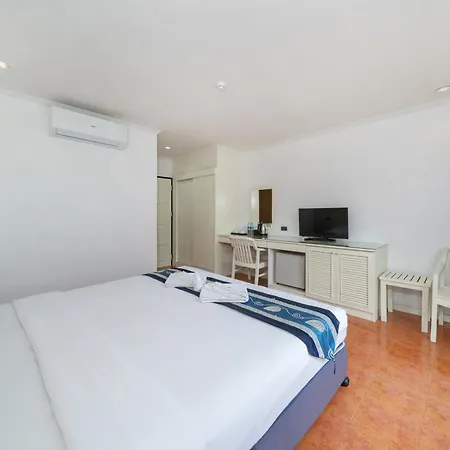 Patong Central Residence And Apartment Exterior photo