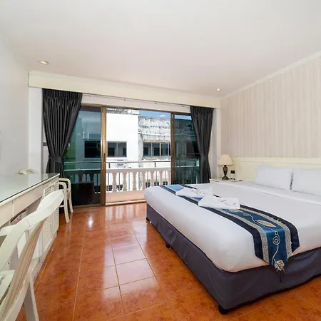 Patong Central Residence And Apartment Exterior photo